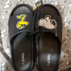 Peanuts Black & Yellow Snoopy Woodstock Slide Sandals